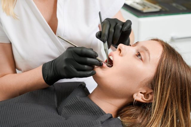 abces dentar