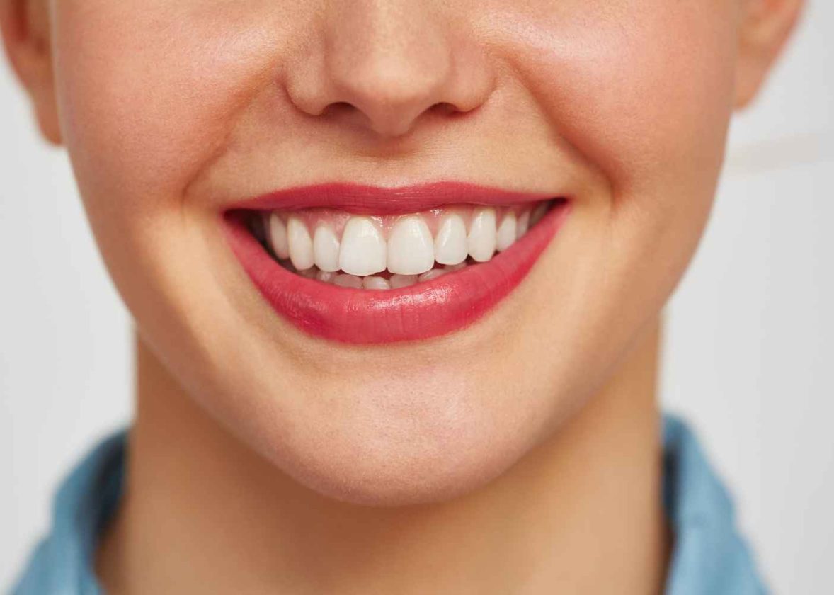 Câți dinți are un om?