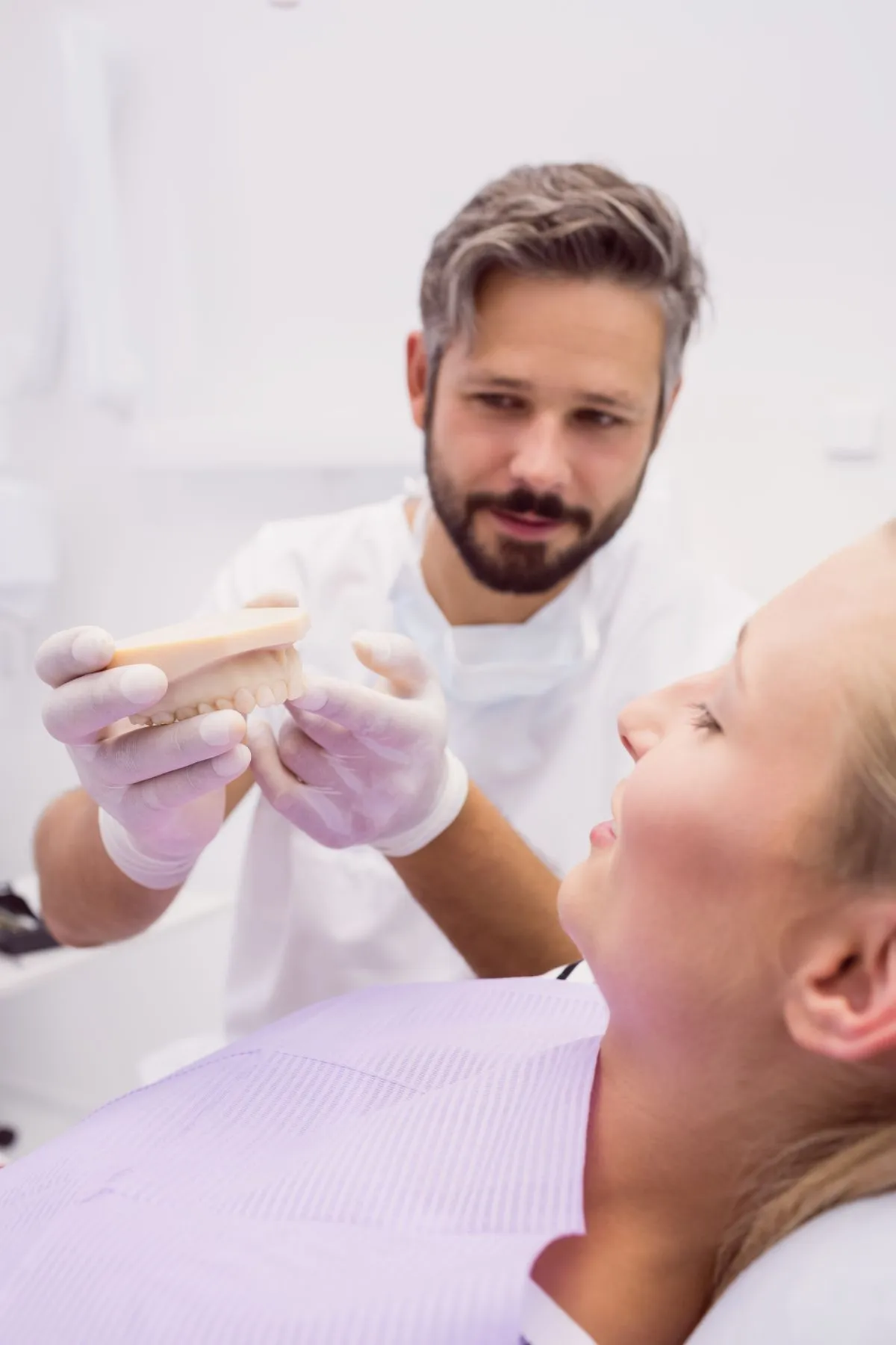 https://medical-hub.ro/wp-content/uploads/2026/07/etapele-protezei-kemeny.webp