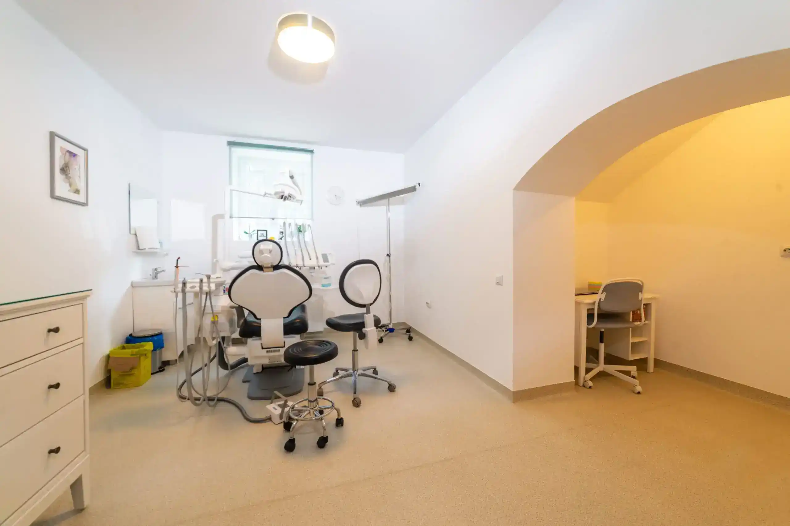 chirurgie orala Cabinet de chirurgie orala Medical Hub Bucuresti
